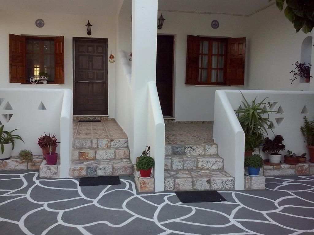 Athena'S Houses Skyros Exteriér fotografie