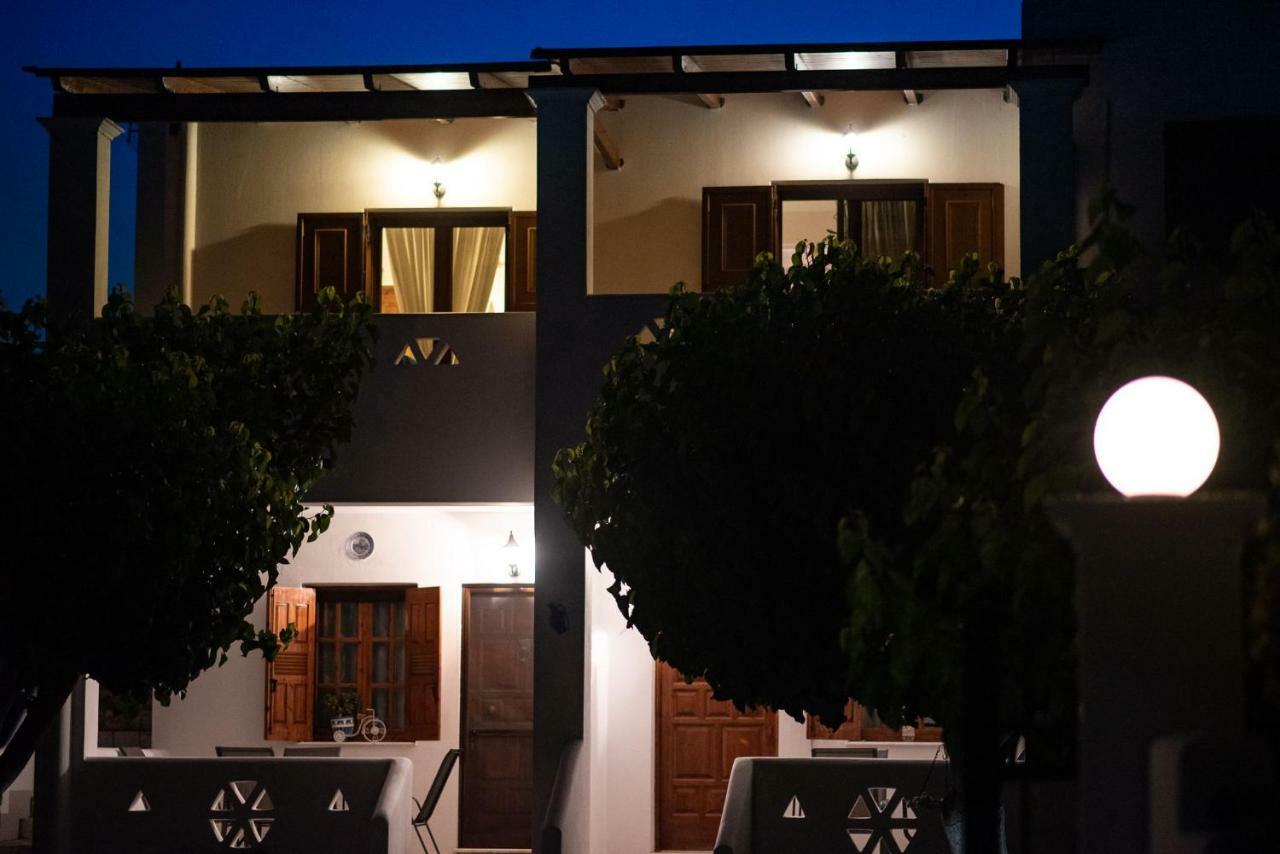 Athena'S Houses Skyros Exteriér fotografie